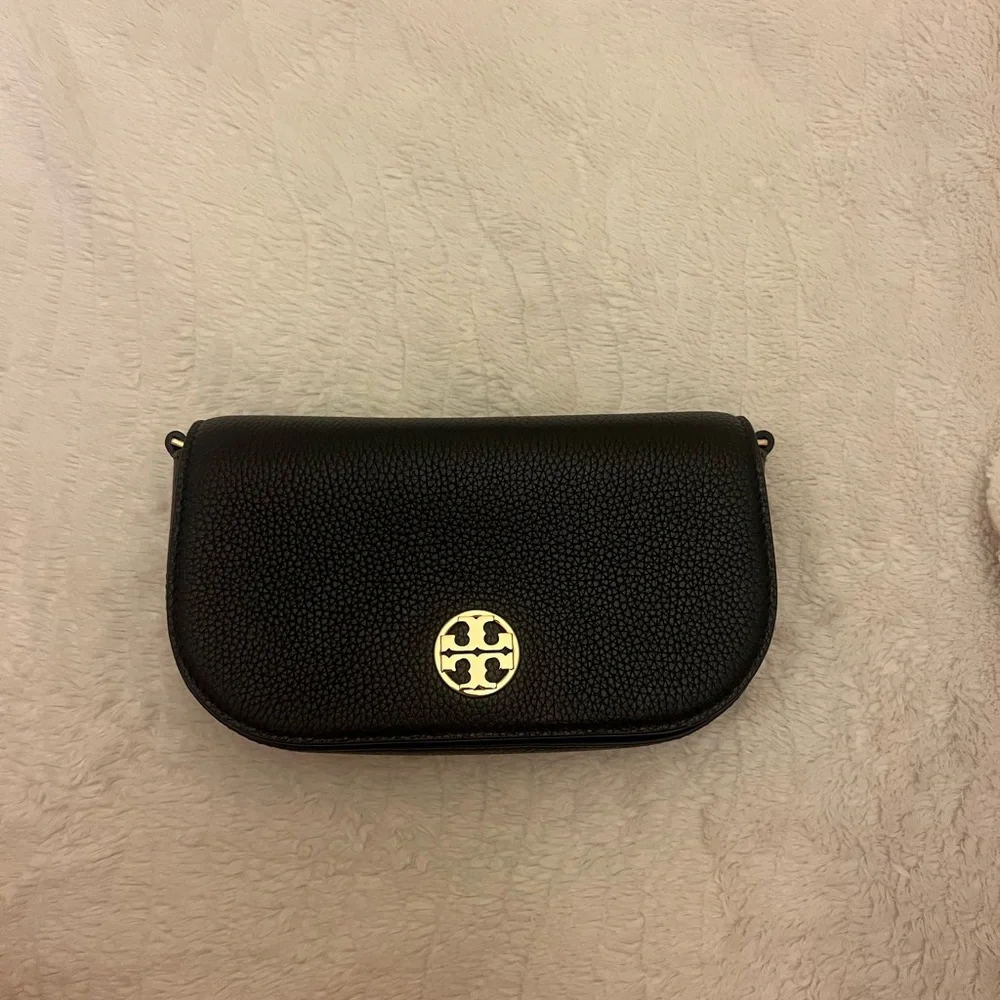 Tory Burch Chelsea Pebbled Black Crossbody Bag - Picture 2 of 5